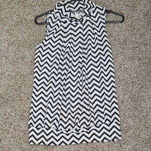 PerSeption Concept Monochrome Geometric Top